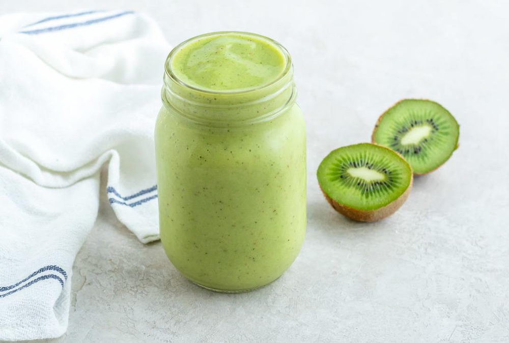 Refreshing Lime & Kiwi Smoothie